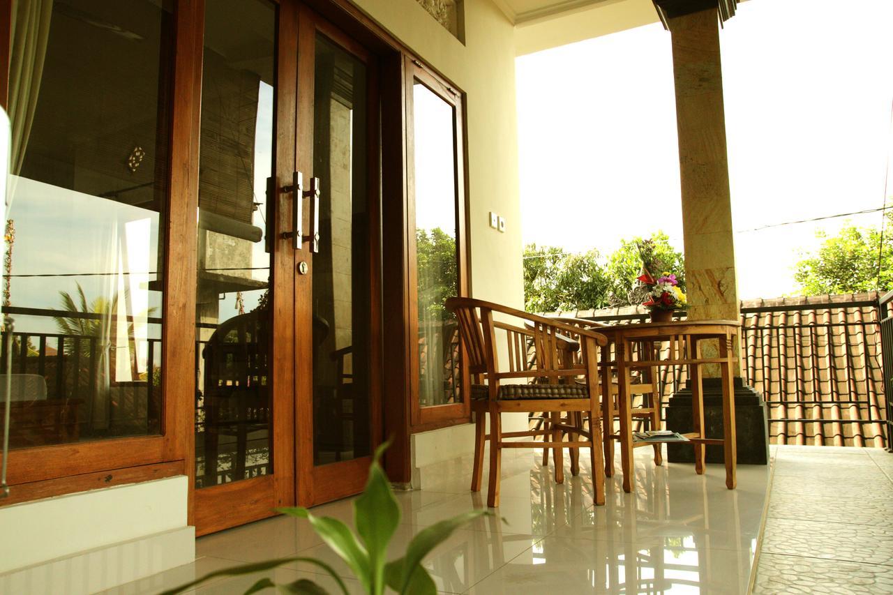 Suryadina Guest House Ubud  Exterior photo