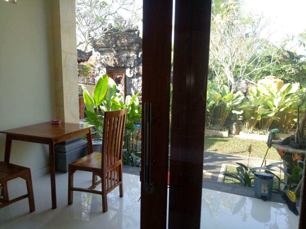 Suryadina Guest House Ubud  Exterior photo